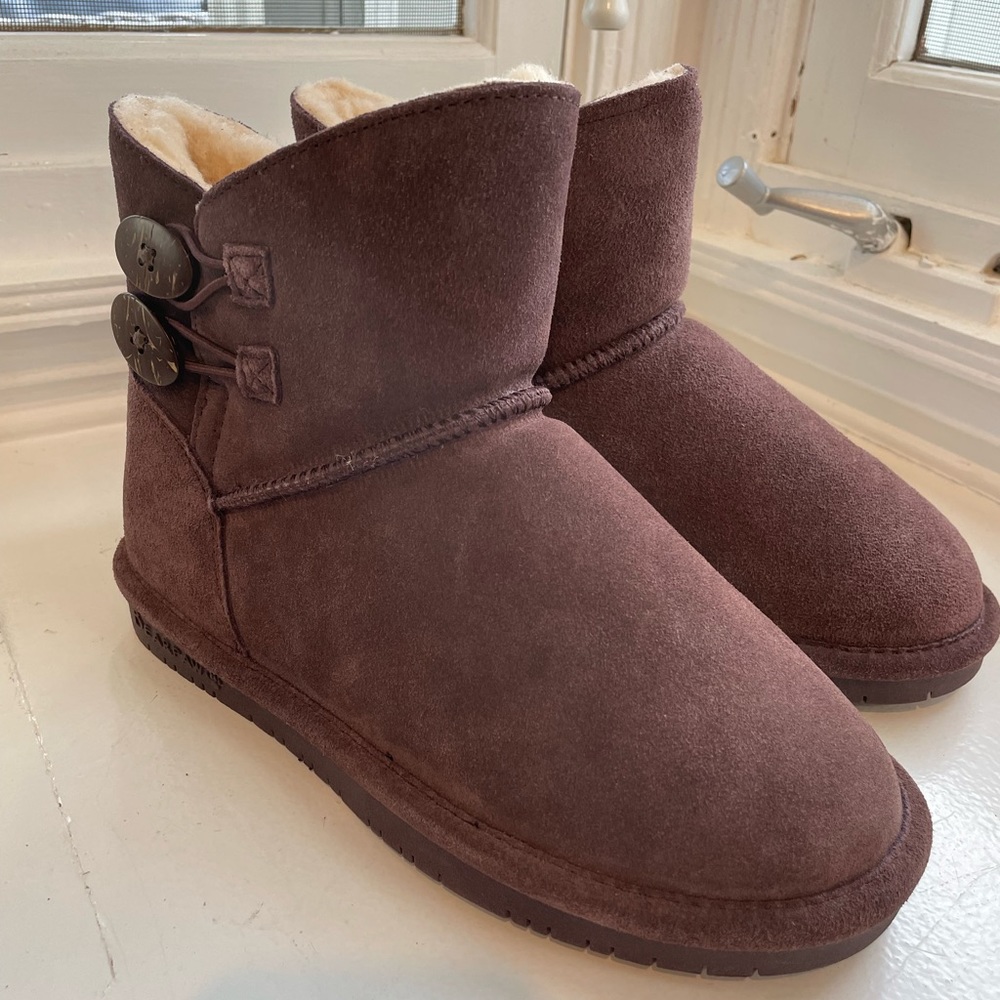 Bearpaw Boots Ankle Boot With Side Button - image 1